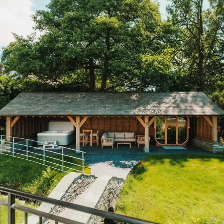 Moss Ghyll, Hot Tub, Sauna & Cinema *