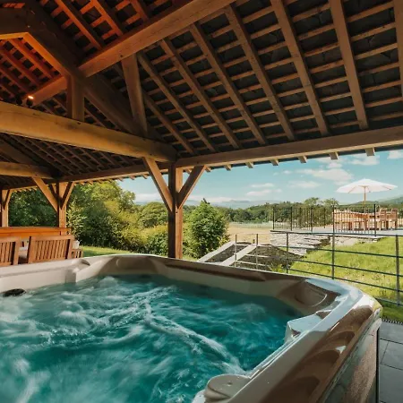 Moss Ghyll, Hot Tub, Sauna & Cinema Holiday home