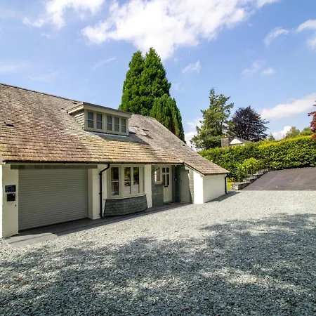 Moss Ghyll, Hot Tub, Sauna & Cinema * Windermere